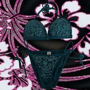 🐚🧜‍♀️Gorgeous deep teal bikini set! 💙🌊